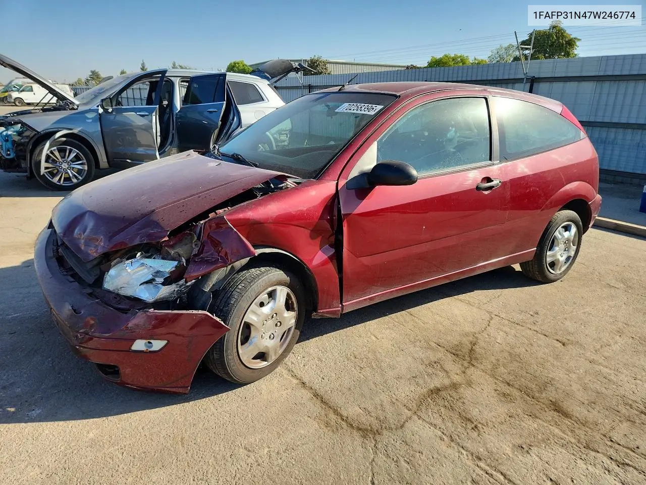 2007 FORD FOCUS VIN 1FAFP31N47W246774 — фото 2
