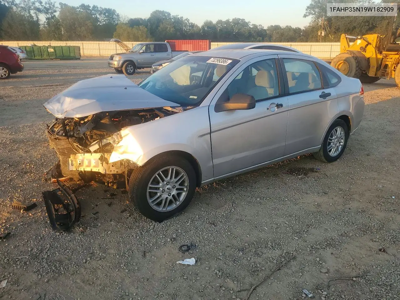FORD FOCUS 2009, VIN 1FAHP35N19W182909