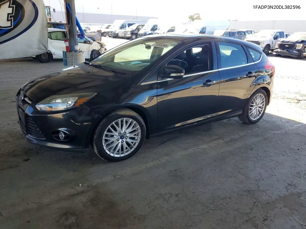 FORD FOCUS 2013, VIN 1FADP3N20DL382596