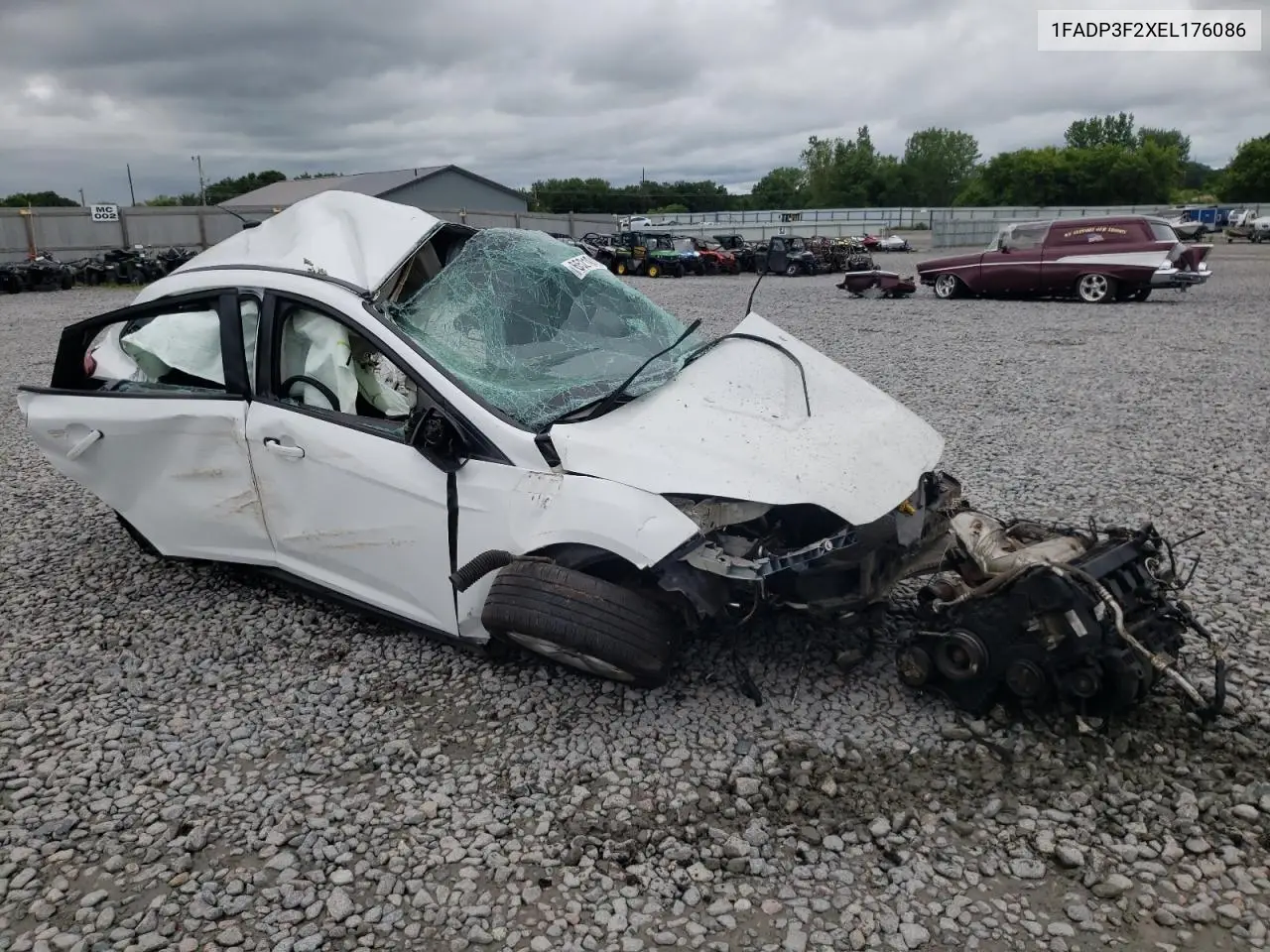 2014 FORD FOCUS VIN 1FADP3F2XEL176086 — фото 4