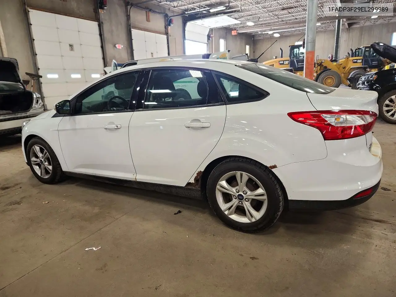2014 FORD FOCUS VIN 1FADP3F29EL299989 — фото 2
