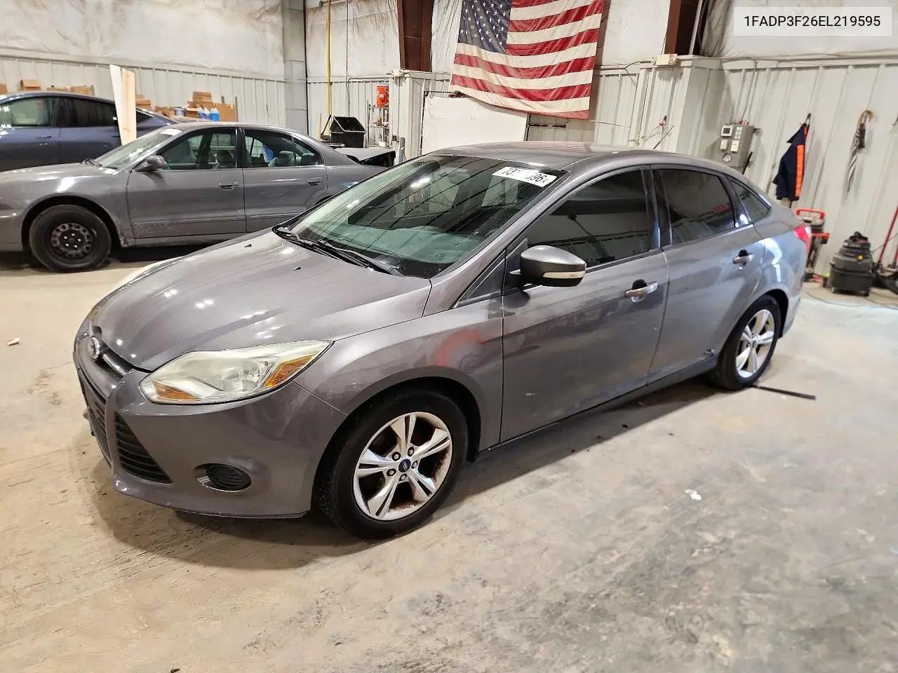 FORD FOCUS 2014, VIN 1FADP3F26EL219595