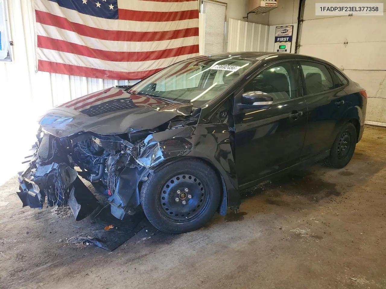 FORD FOCUS 2014, VIN 1FADP3F23EL377358
