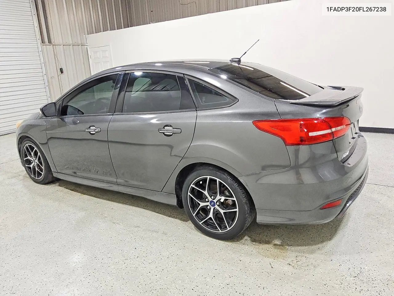 2015 FORD FOCUS VIN 1FADP3F20FL267238 — фото 2
