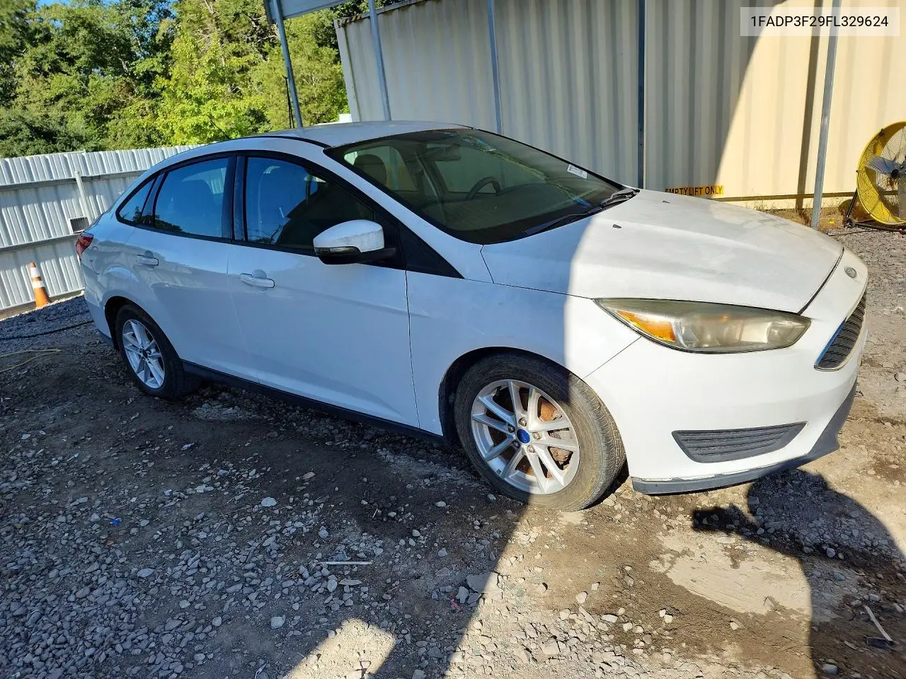 2015 FORD FOCUS VIN 1FADP3F29FL329624 — фото 4