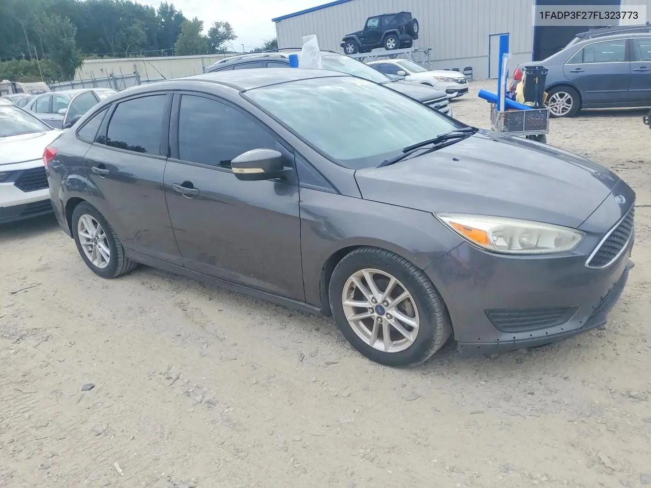 2015 FORD FOCUS VIN 1FADP3F27FL323773 — фото 4