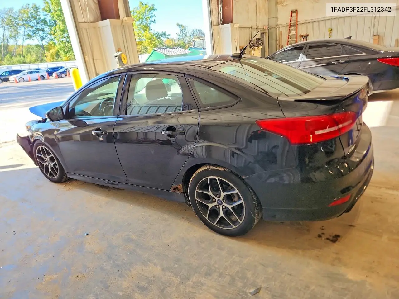 2015 FORD FOCUS VIN 1FADP3F22FL312342 — фото 2