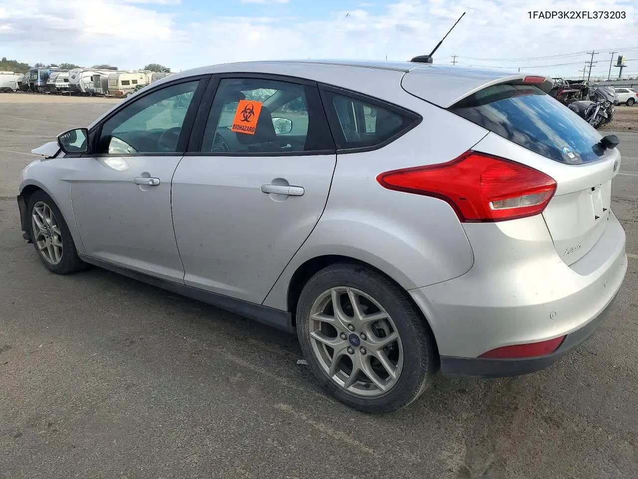 2015 FORD FOCUS VIN 1FADP3K2XFL373203 — фото 2