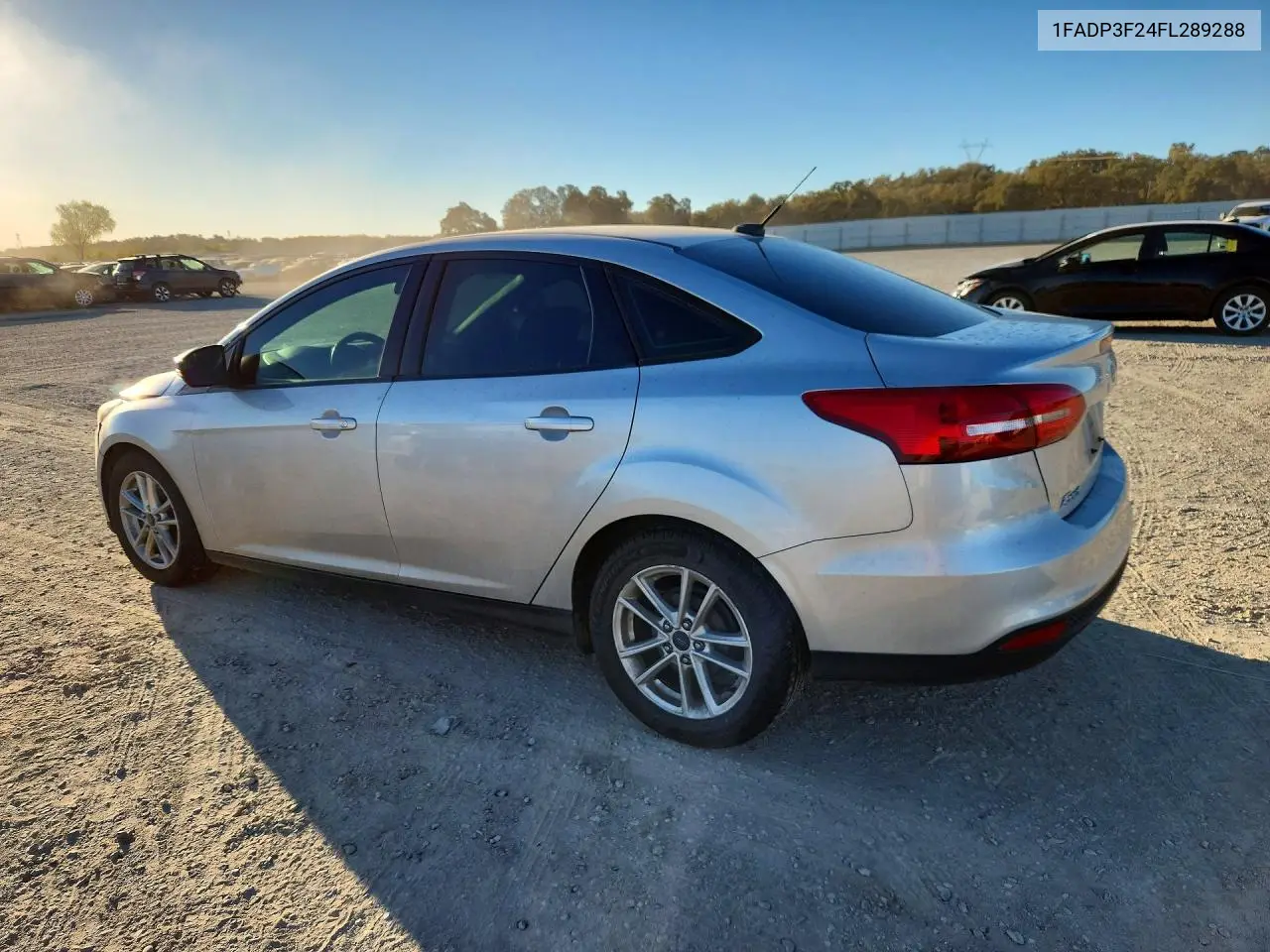 2015 FORD FOCUS VIN 1FADP3F24FL289288 — фото 2