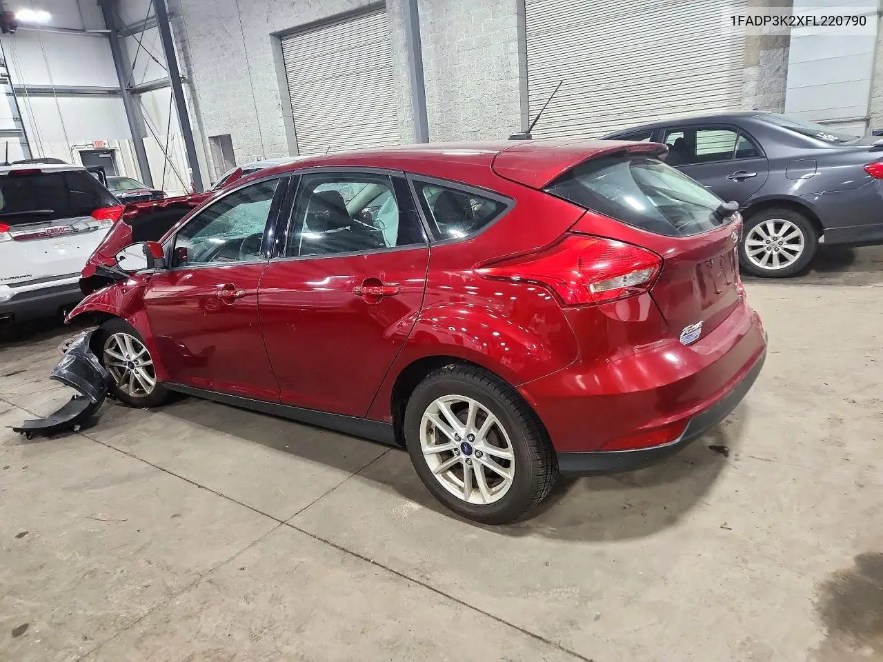 2015 FORD FOCUS VIN 1FADP3K2XFL220790 — фото 2