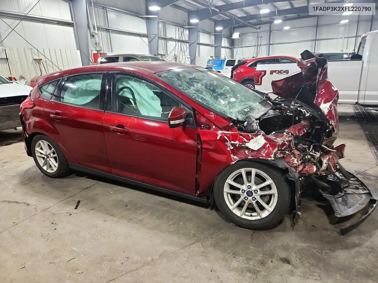 2015 FORD FOCUS VIN 1FADP3K2XFL220790 — фото 4