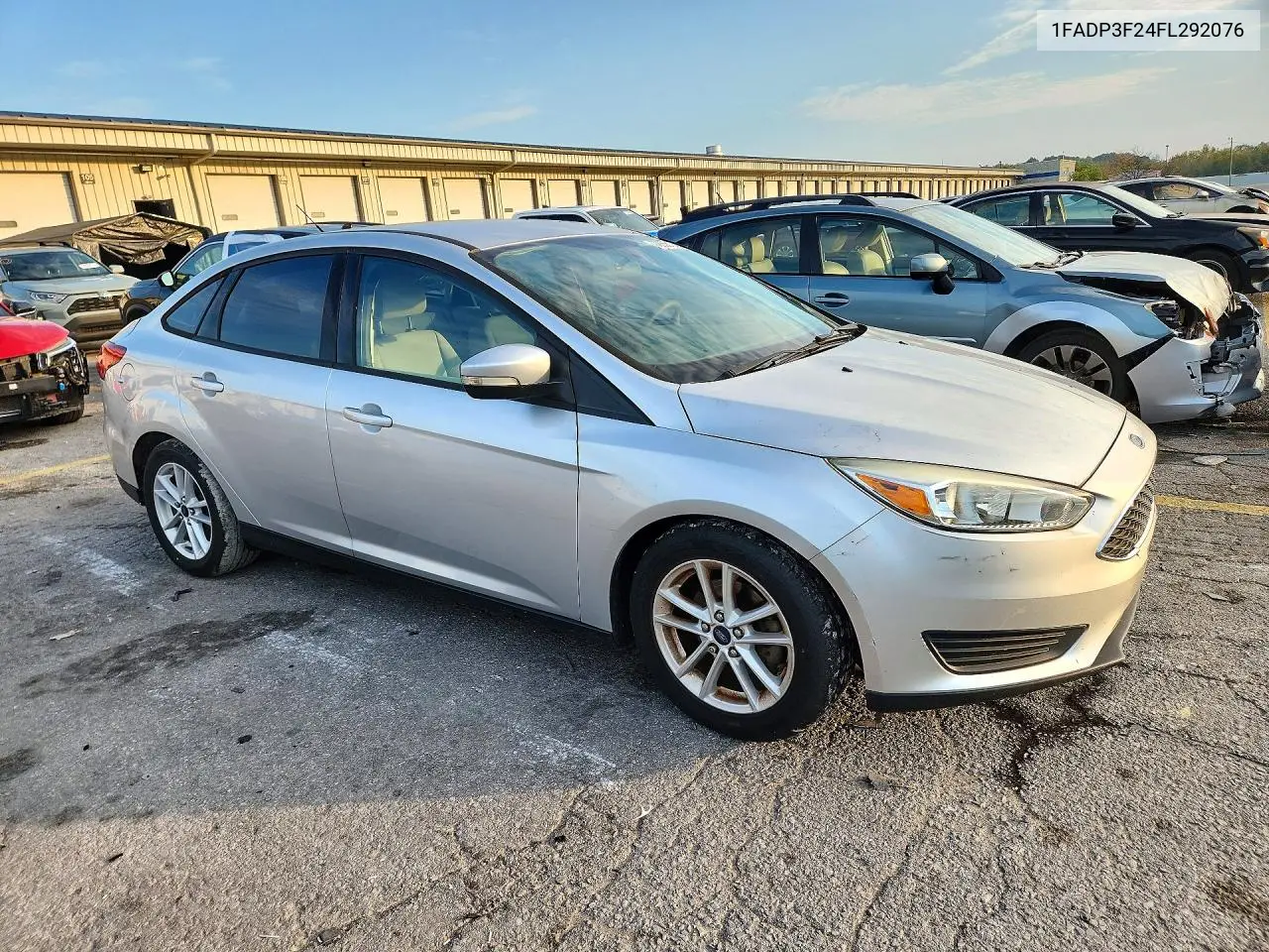 2015 FORD FOCUS VIN 1FADP3F24FL292076 — фото 4