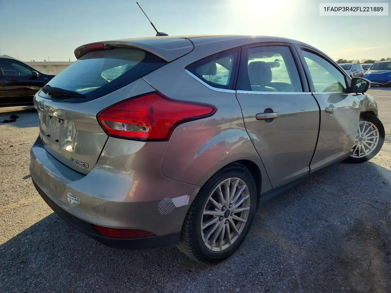 2015 FORD FOCUS VIN 1FADP3R42FL221889 — фото 3