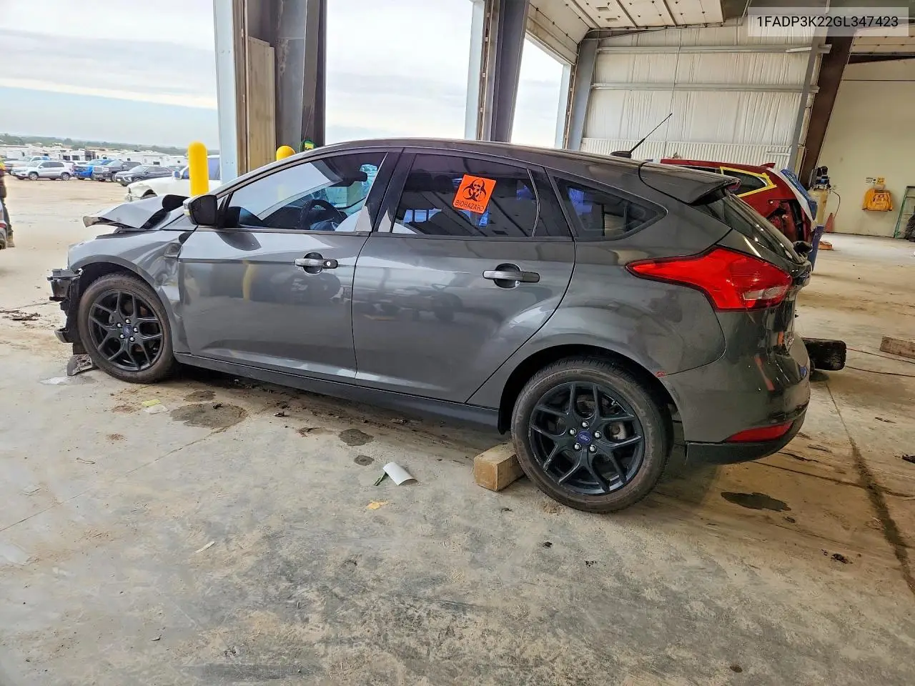 2016 FORD FOCUS VIN 1FADP3K22GL347423 — фото 2