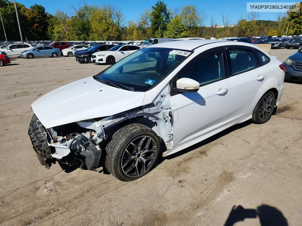 FORD FOCUS 2016, VIN 1FADP3F28GL240337