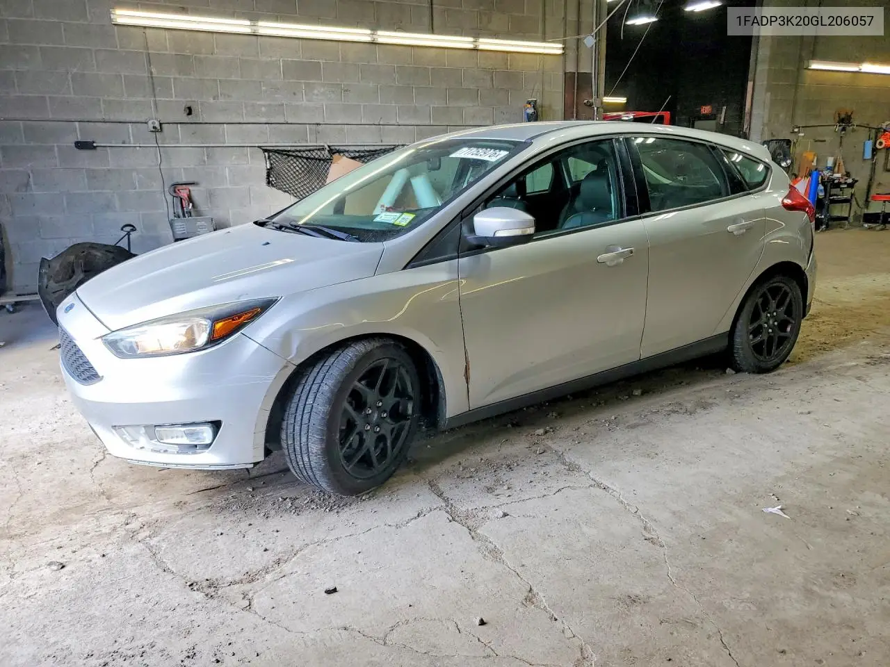 FORD FOCUS 2016, VIN 1FADP3K20GL206057
