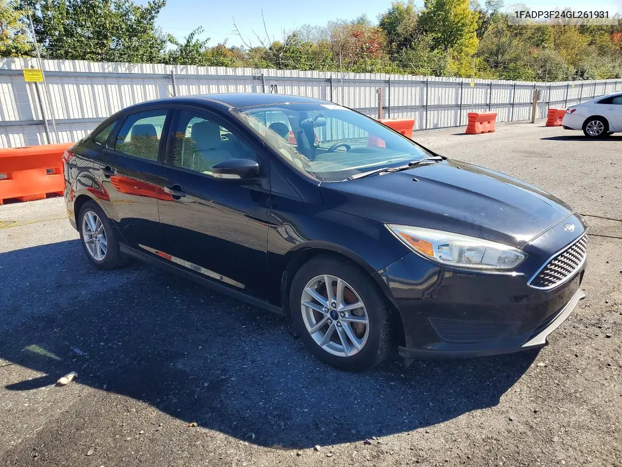 2016 FORD FOCUS VIN 1FADP3F24GL261931 — фото 4