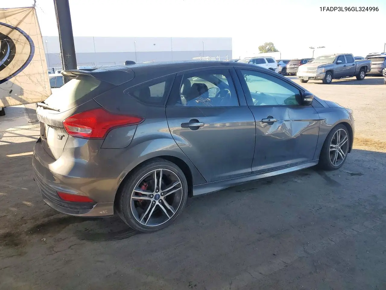 2016 FORD FOCUS VIN 1FADP3L96GL324996 — фото 3