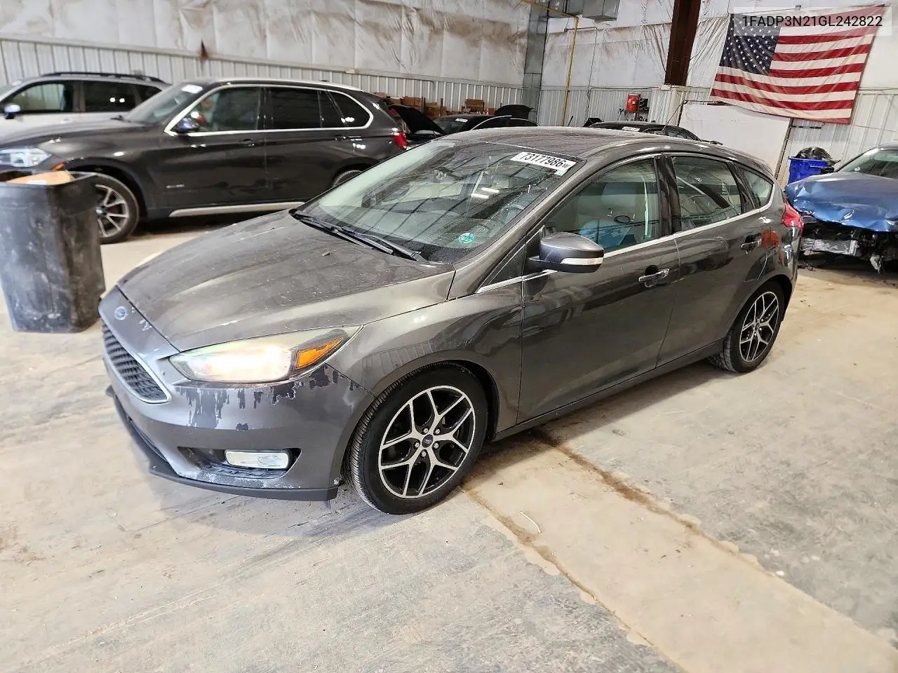 FORD FOCUS 2016, VIN 1FADP3N21GL242822