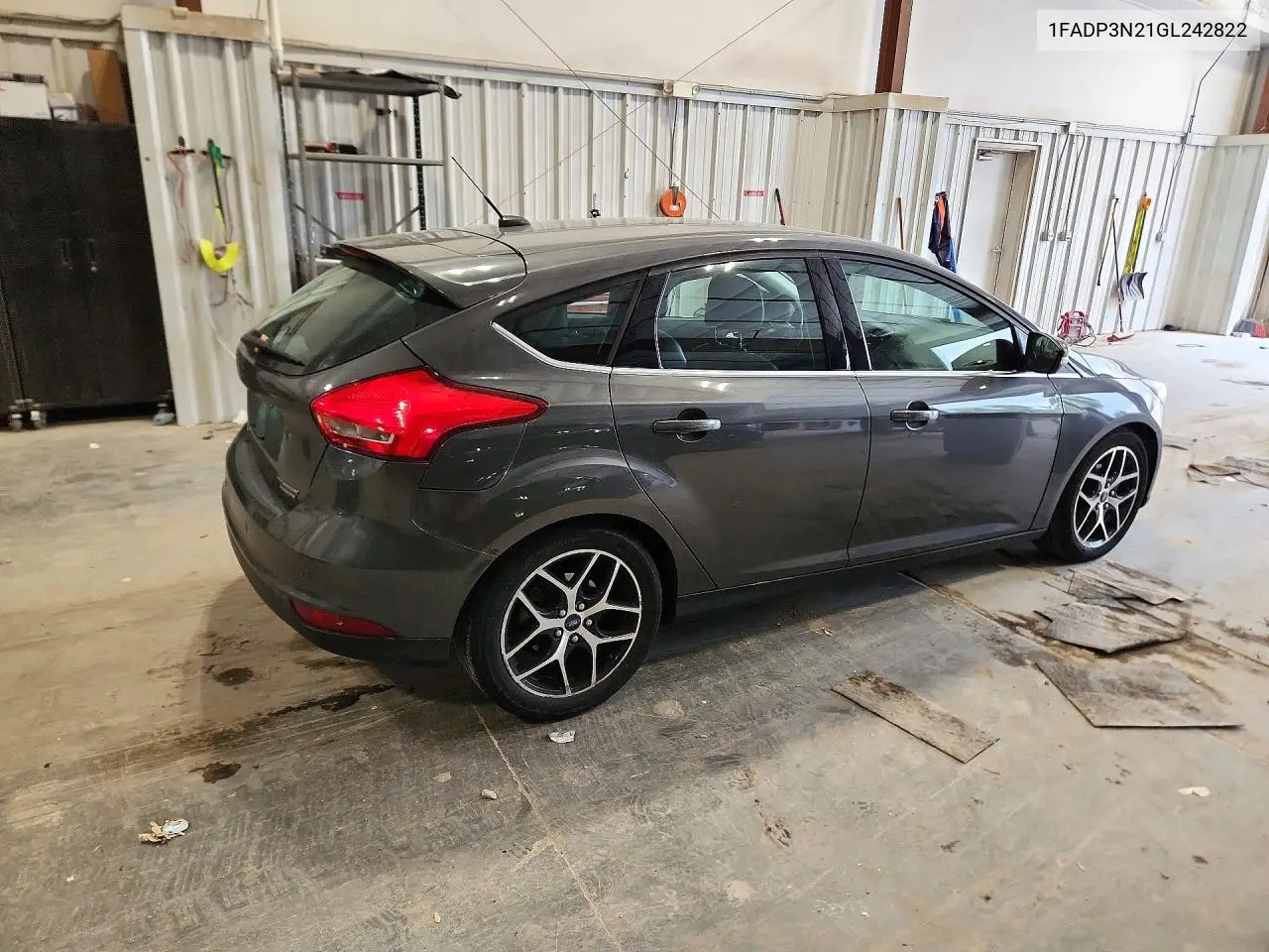 2016 FORD FOCUS VIN 1FADP3N21GL242822 — фото 3