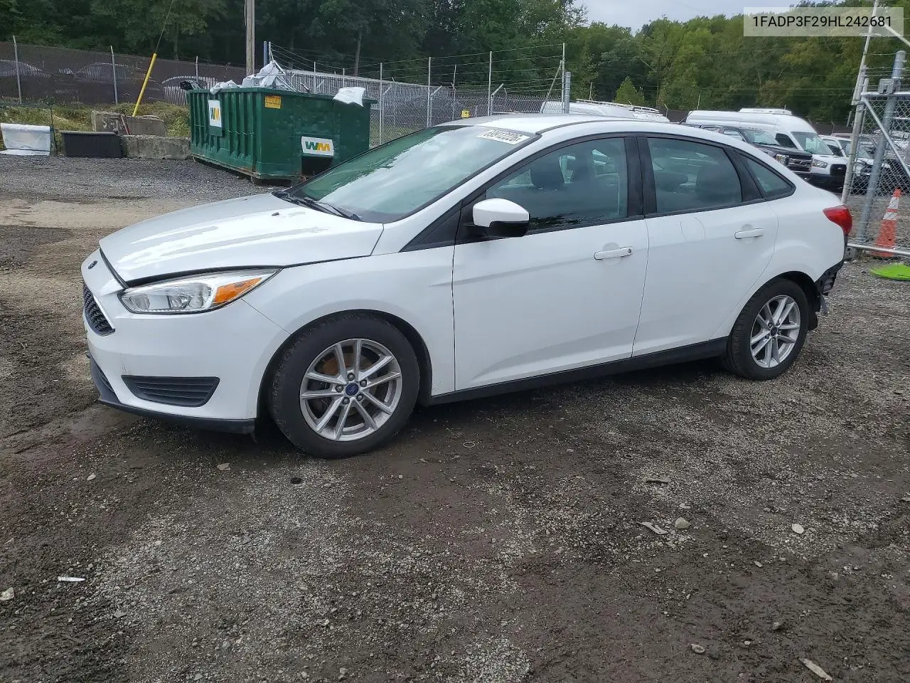 FORD FOCUS 2017, VIN 1FADP3F29HL242681