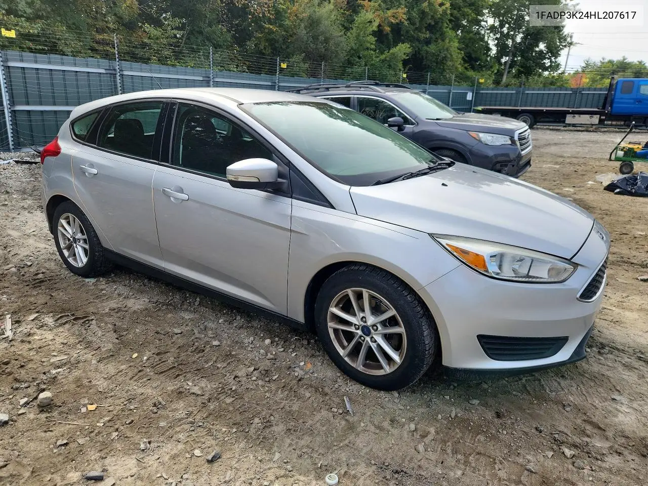 2017 FORD FOCUS VIN 1FADP3K24HL207617 — фото 4