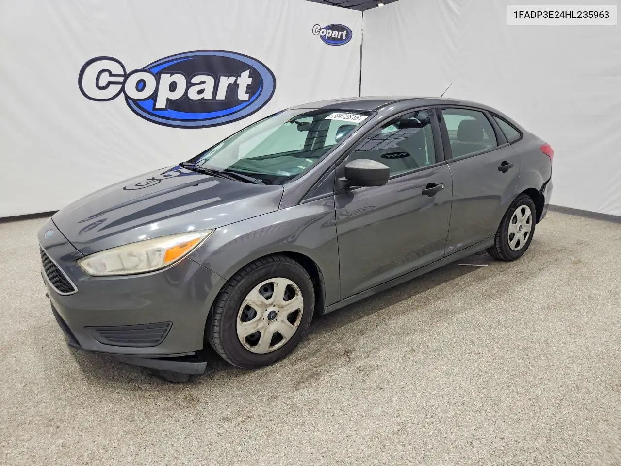 FORD FOCUS 2017, VIN 1FADP3E24HL235963