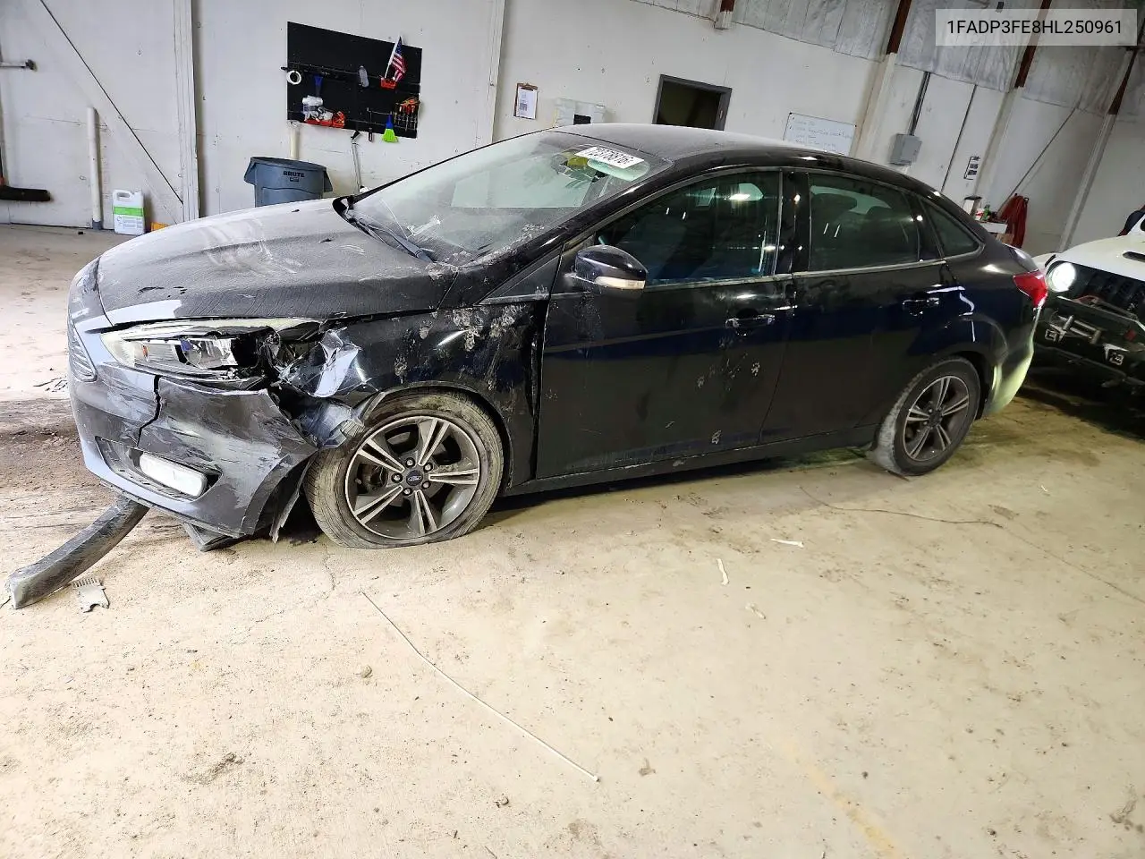 FORD FOCUS 2017, VIN 1FADP3FE8HL250961