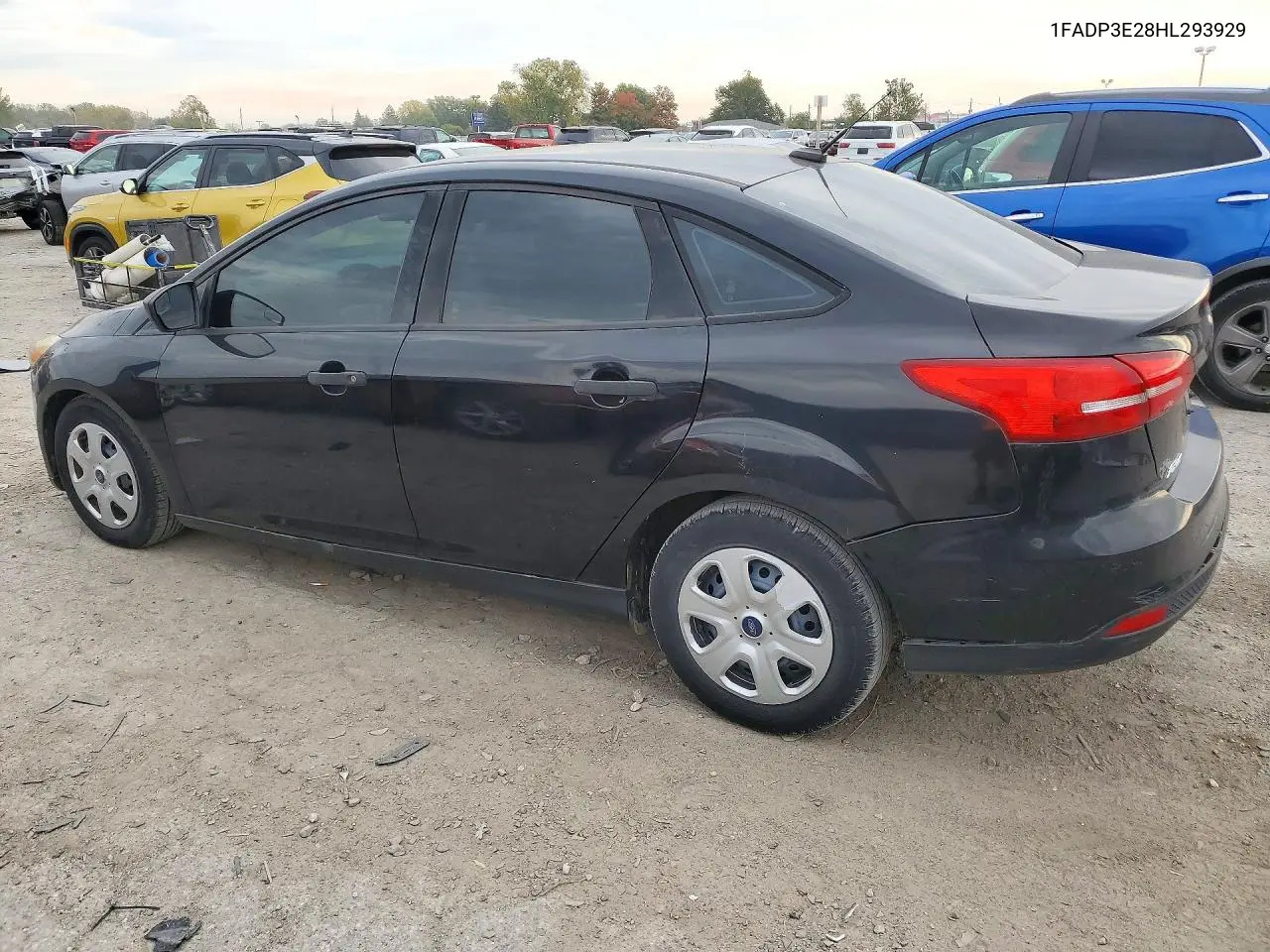 2017 FORD FOCUS VIN 1FADP3E28HL293929 — фото 2