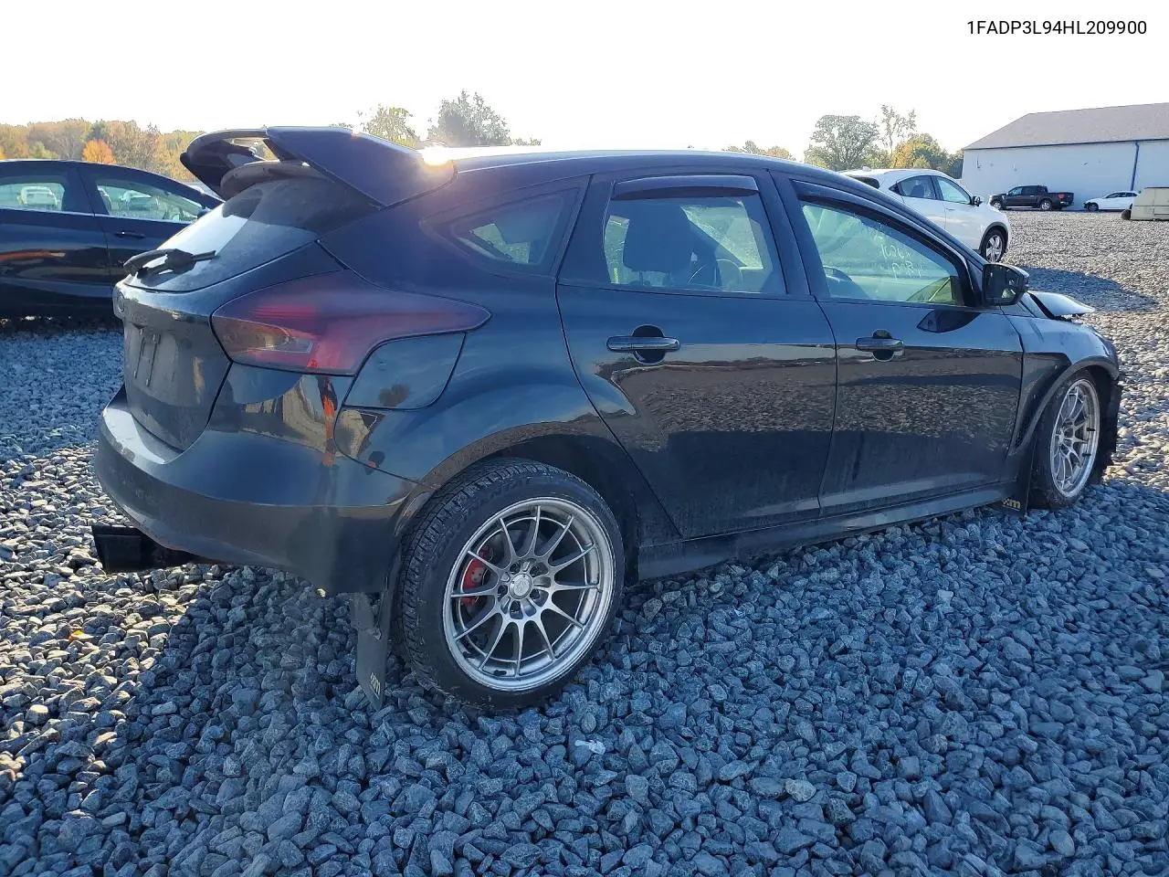 2017 FORD FOCUS VIN 1FADP3L94HL209900 — фото 3