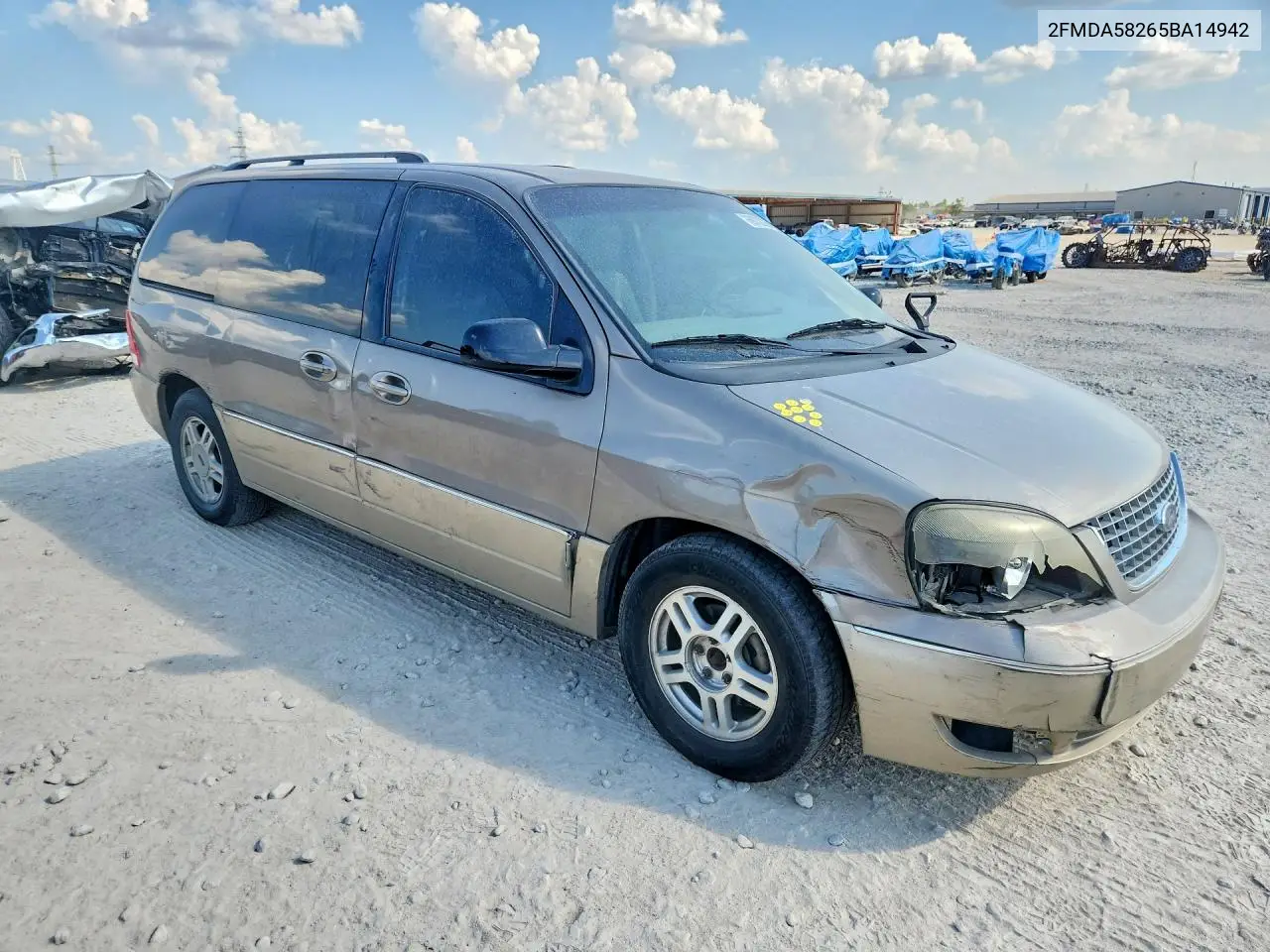 2005 FORD FREESTAR VIN 2FMDA58265BA14942 — фото 4