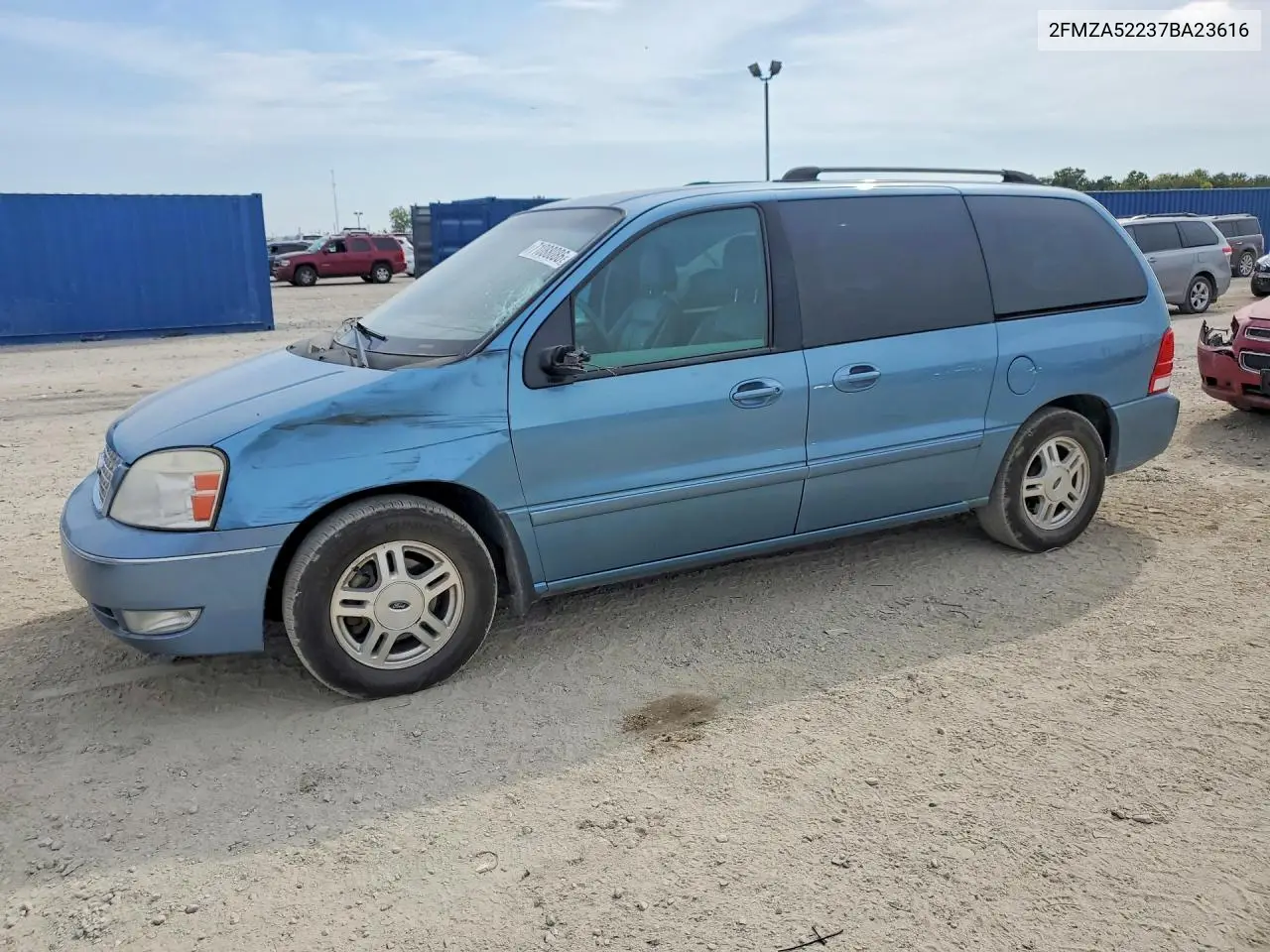 FORD FREESTAR 2007, VIN 2FMZA52237BA23616