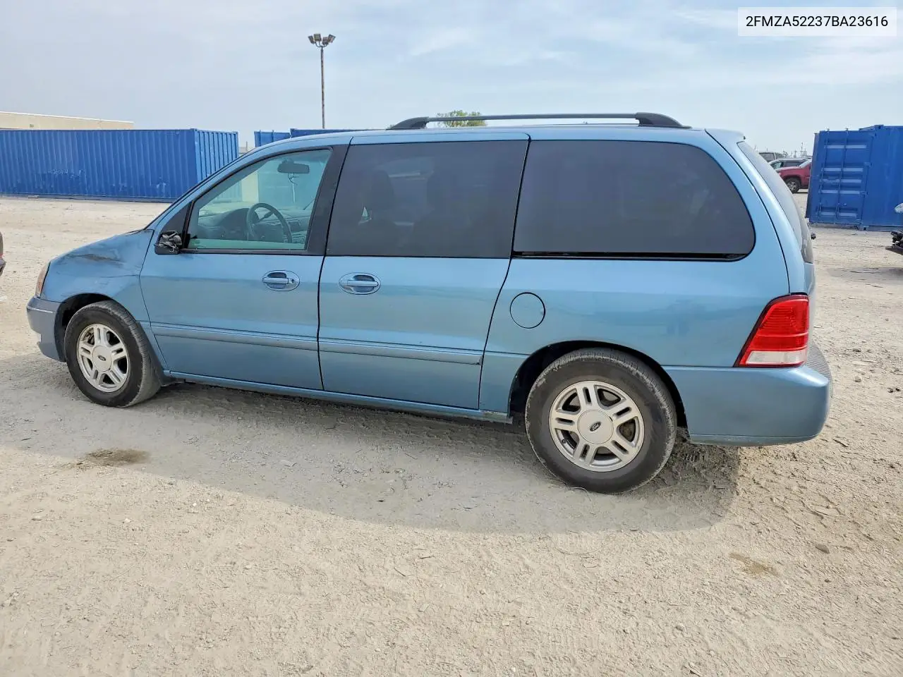 2007 FORD FREESTAR VIN 2FMZA52237BA23616 — фото 2