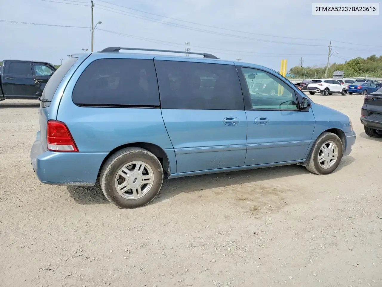 2007 FORD FREESTAR VIN 2FMZA52237BA23616 — фото 3