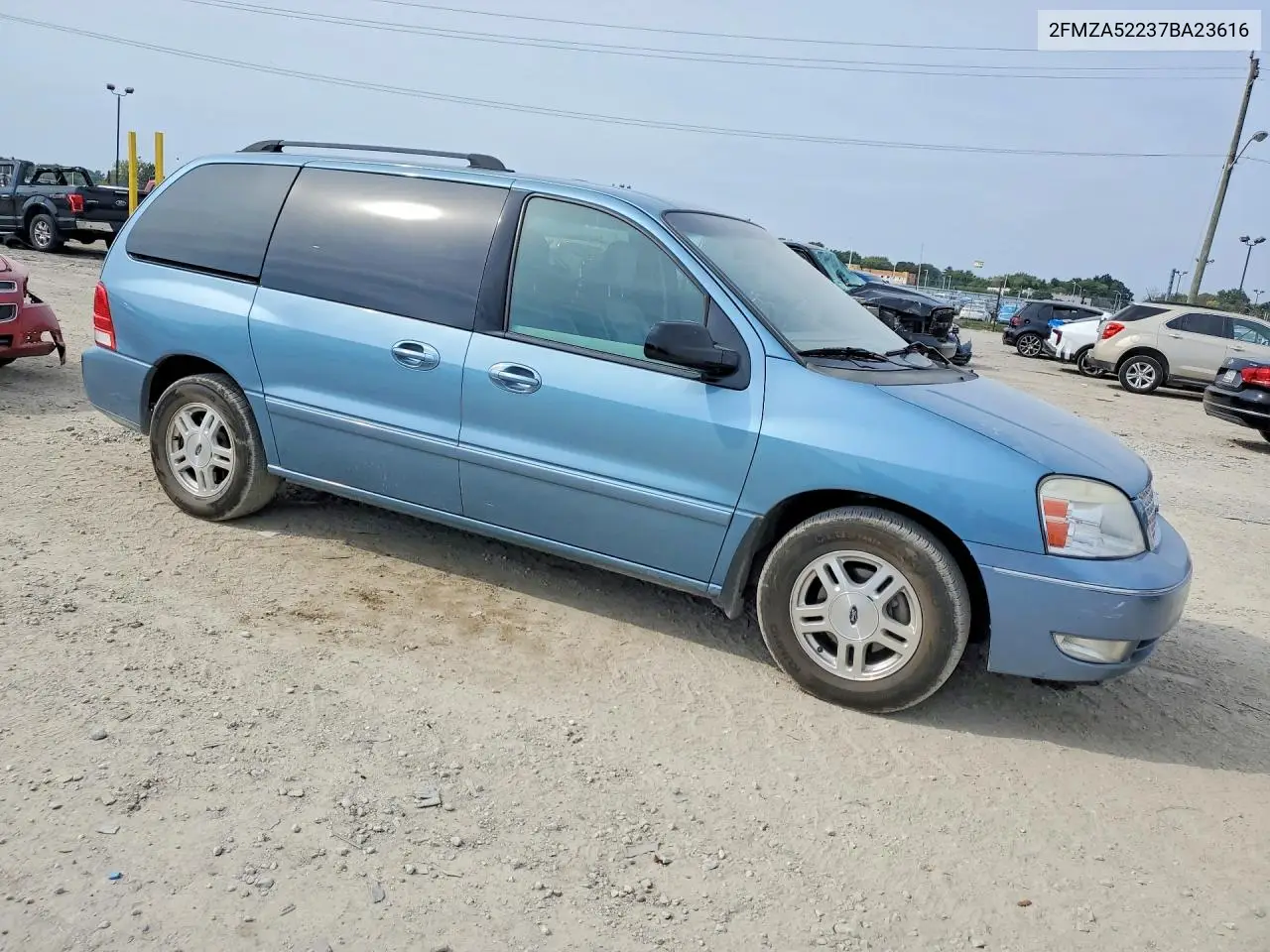 2007 FORD FREESTAR VIN 2FMZA52237BA23616 — фото 4