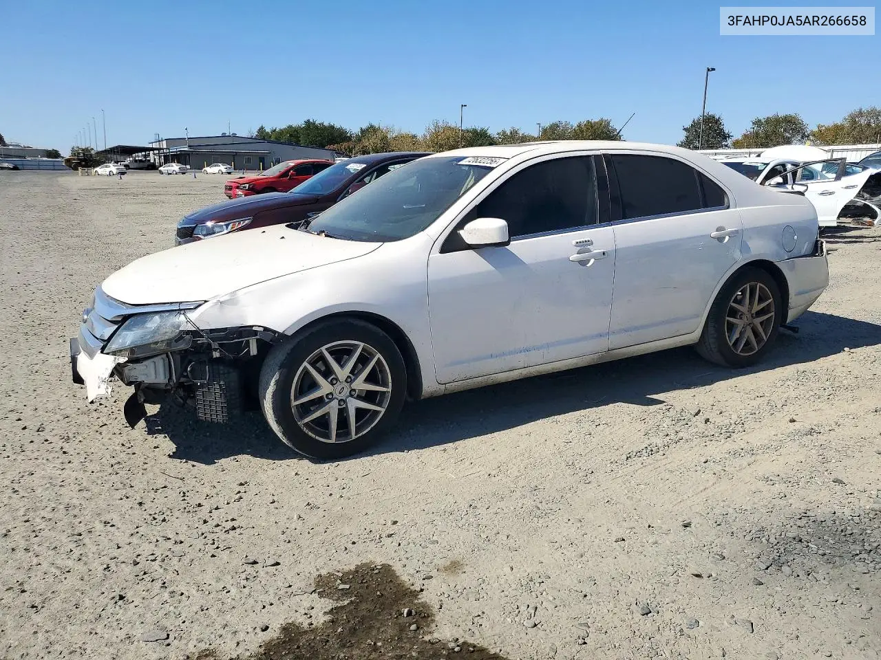 FORD FUSION 2010, VIN 3FAHP0JA5AR266658