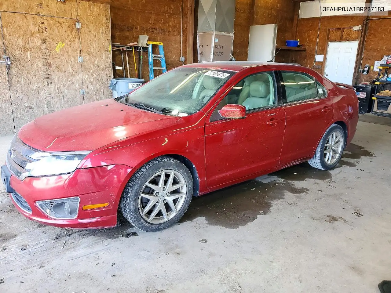 FORD FUSION 2011, VIN 3FAHP0JA1BR227183