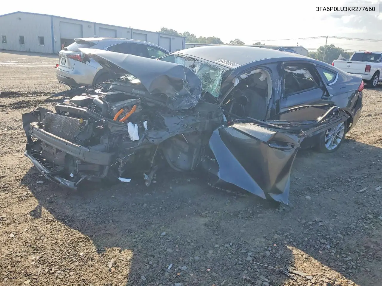 FORD FUSION 2019, VIN 3FA6P0LU3KR277660