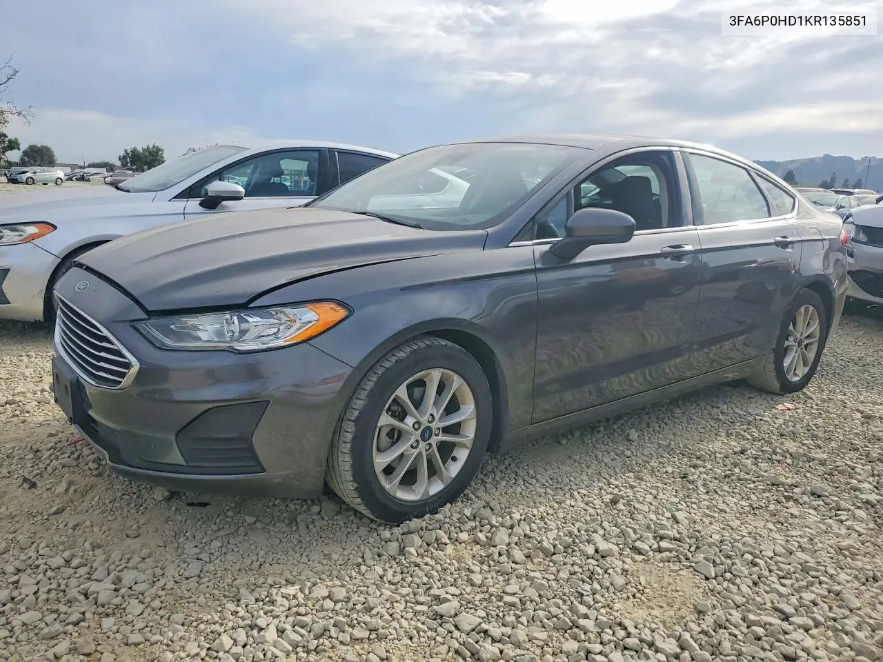 FORD FUSION 2019, VIN 3FA6P0HD1KR135851