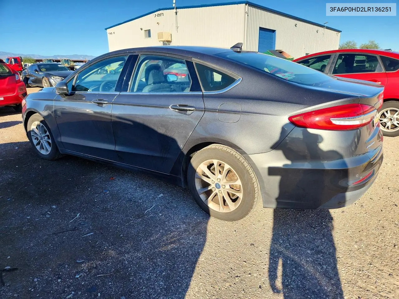 2020 FORD FUSION VIN 3FA6P0HD2LR136251 — фото 2