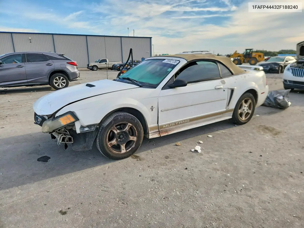 FORD MUSTANG 2002, VIN 1FAFP44432F188240