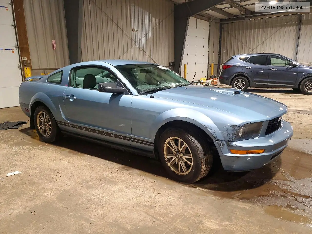 2005 FORD MUSTANG VIN 1ZVHT80N555109601 — фото 4