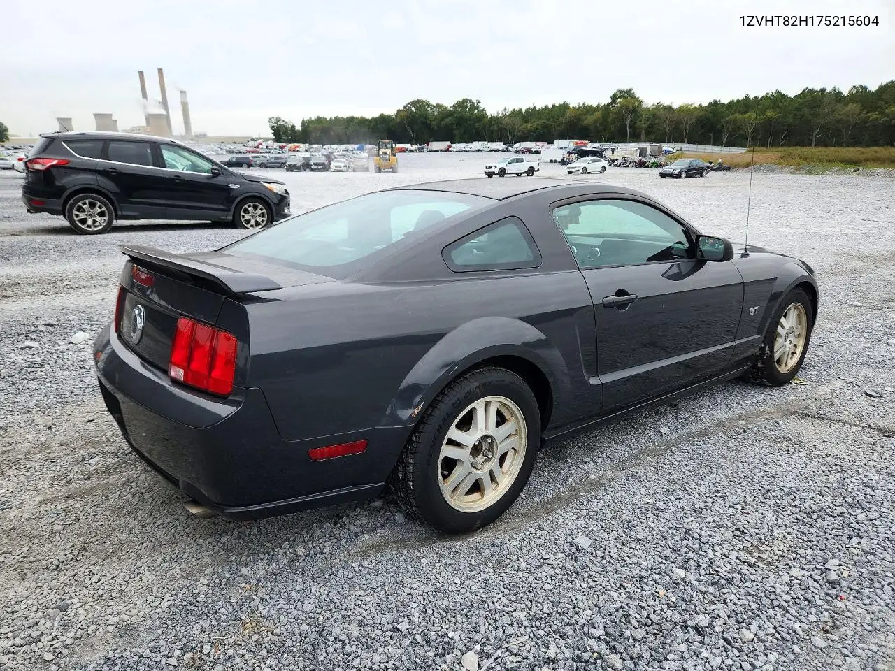 2007 FORD MUSTANG VIN 1ZVHT82H175215604 — фото 3