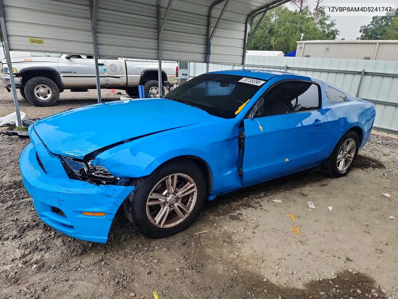 FORD MUSTANG 2013, VIN 1ZVBP8AM4D5241747