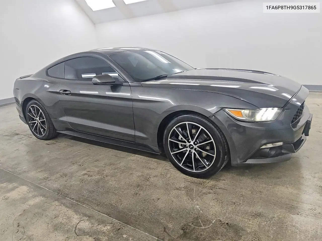 2016 FORD MUSTANG VIN 1FA6P8TH9G5317865 — фото 4