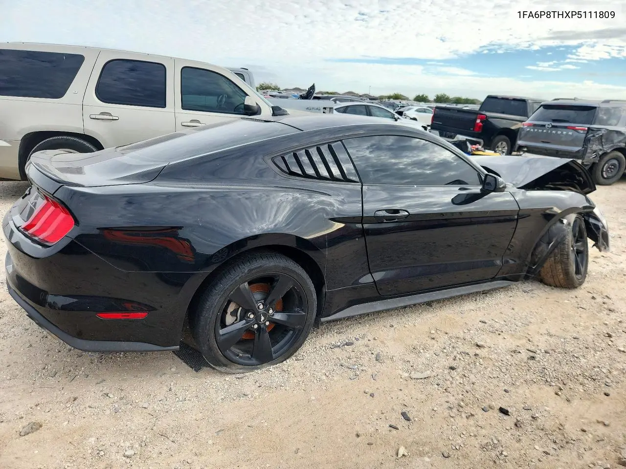 2023 FORD MUSTANG VIN 1FA6P8THXP5111809 — фото 3