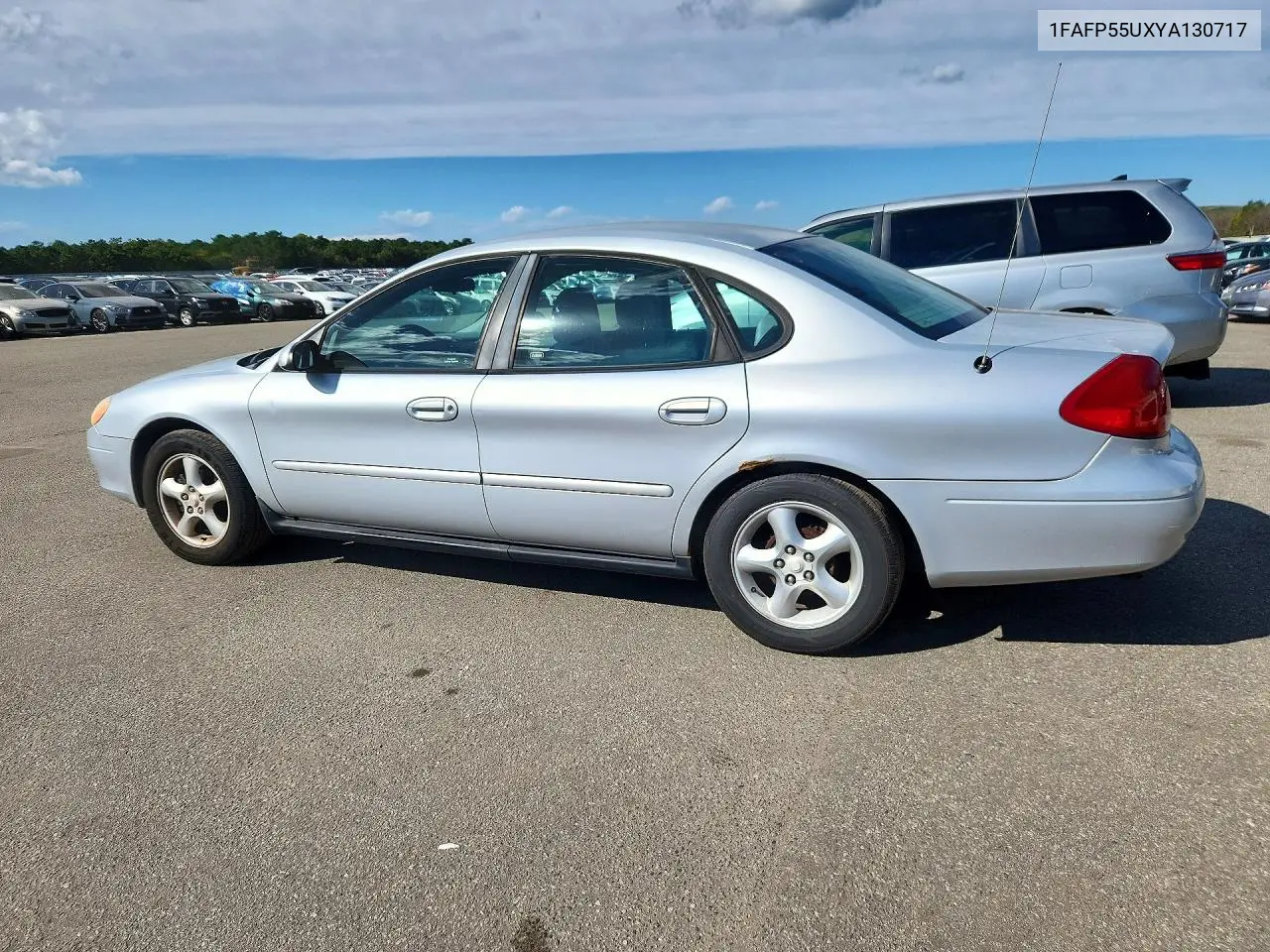 2000 FORD TAURUS VIN 1FAFP55UXYA130717 — фото 2