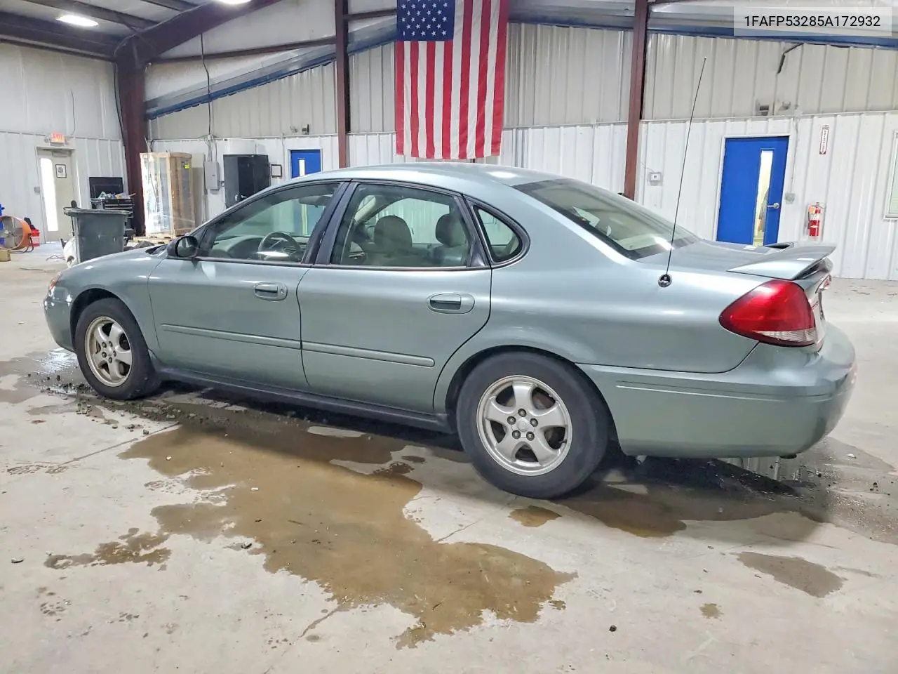 2005 FORD TAURUS VIN 1FAFP53285A172932 — фото 2