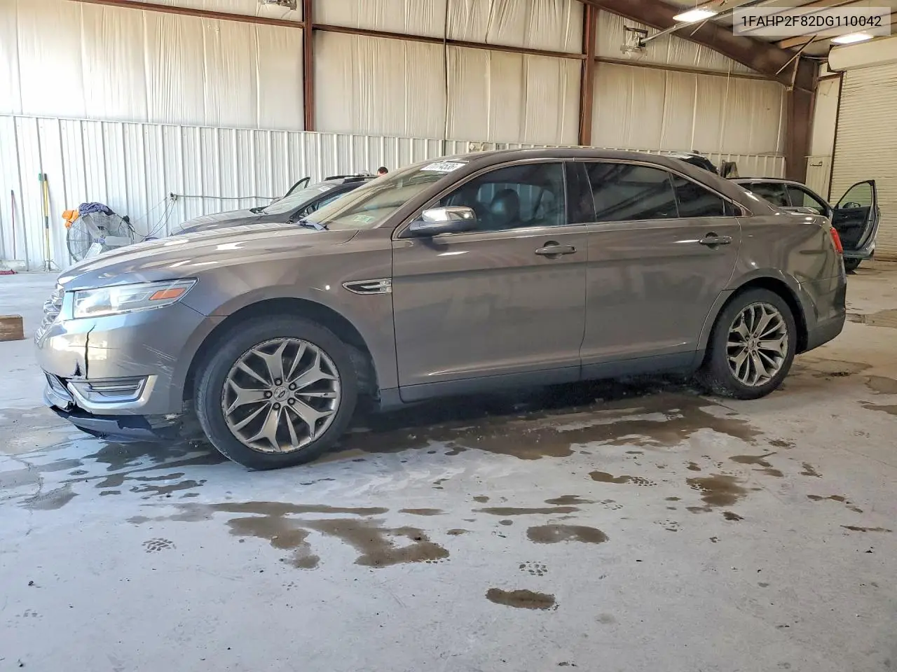 FORD TAURUS 2013, VIN 1FAHP2F82DG110042