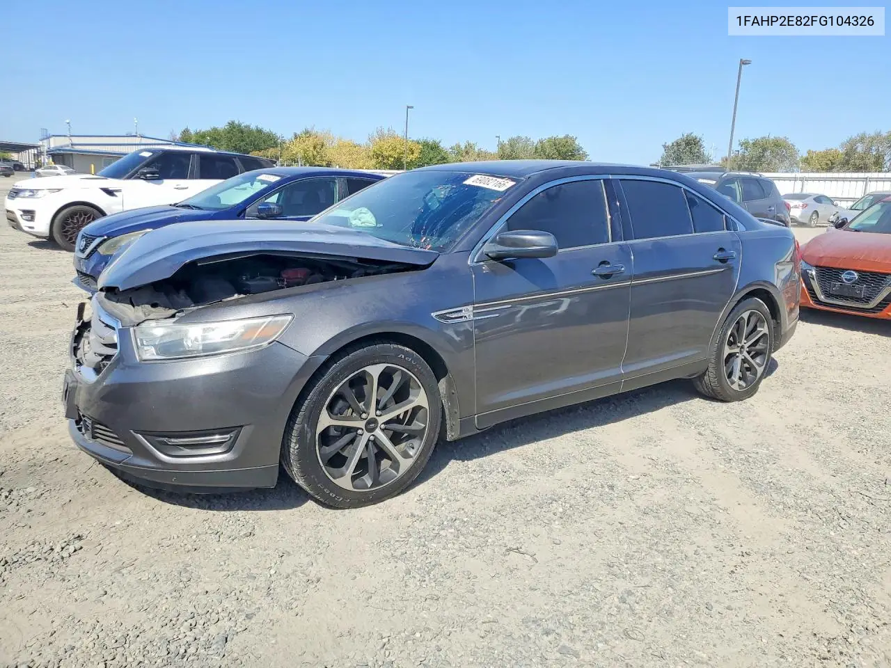 FORD TAURUS 2015, VIN 1FAHP2E82FG104326